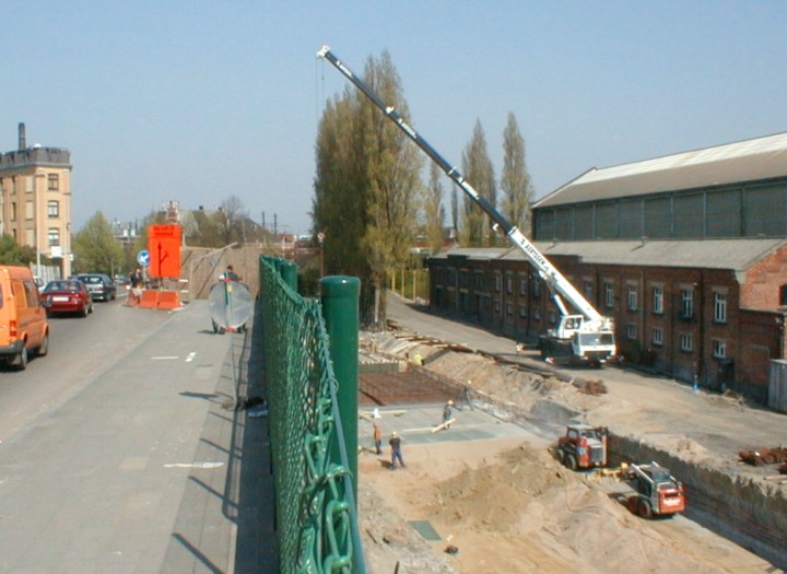 Cut-and-cover tunnel under construction at Antwerp Dam